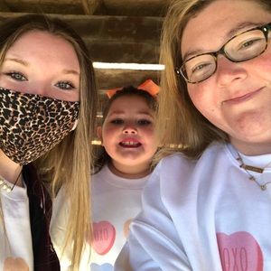 Meet your Posher, Becky